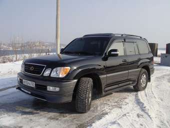 2002 Lexus LX470 Pictures