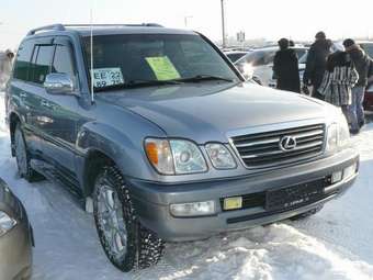 2002 Lexus LX470 Photos