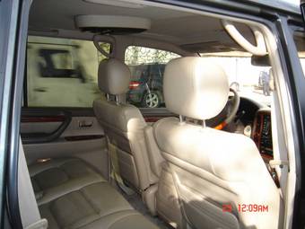 2002 Lexus LX470 Pics