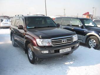 2002 Lexus LX470 Pictures