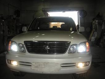 2002 Lexus LX470 Wallpapers