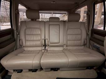 2002 Lexus LX470 Pictures