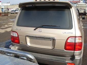 2002 Lexus LX470 Pictures