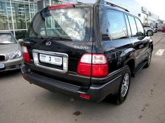 2002 Lexus LX470 Photos