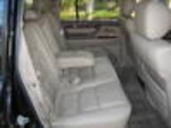 2002 Lexus LX470 Pictures