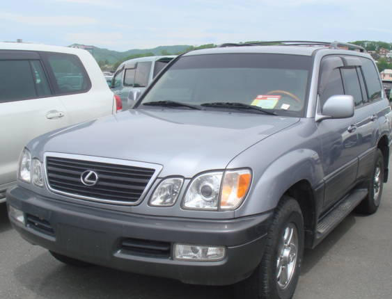 2002 Lexus LX470