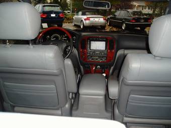 2002 Lexus LX470 Pics