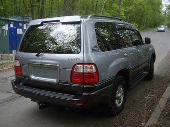 2002 Lexus LX470 Images
