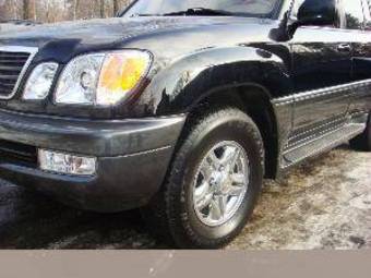 2002 Lexus LX470 Pictures