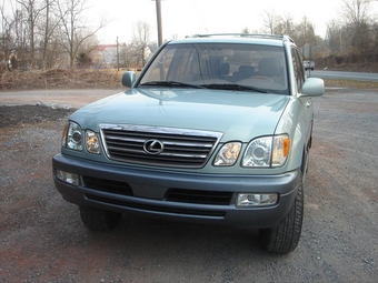 2003 Lexus LX470