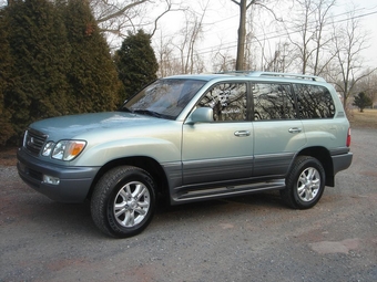 2003 LX470