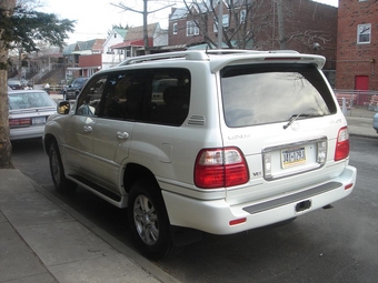 LX470