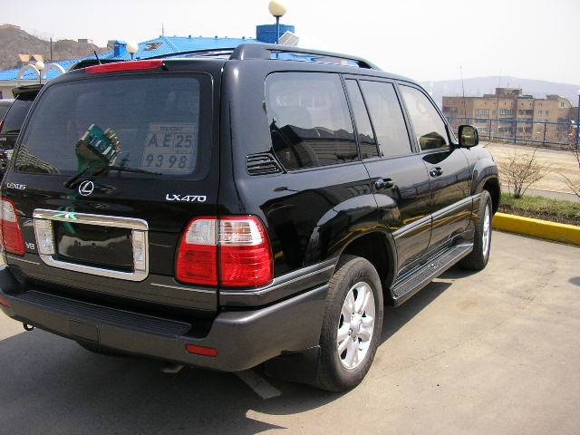 2003 Lexus LX470