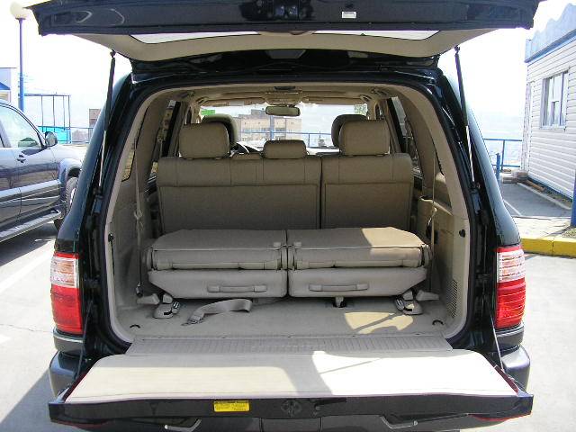 2003 Lexus LX470