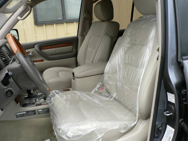 2003 Lexus LX470