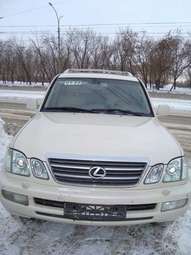 LX470