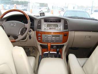 2003 LX470
