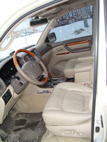2003 Lexus LX470
