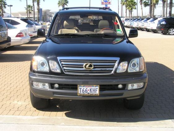 2003 Lexus LX470 Images