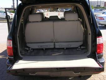 2003 Lexus LX470 Pics