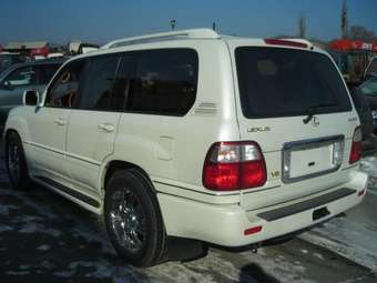 2003 Lexus LX470 Pictures
