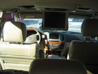 2003 Lexus LX470 Photos