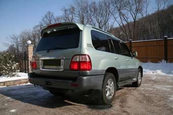 2003 Lexus LX470 Photos