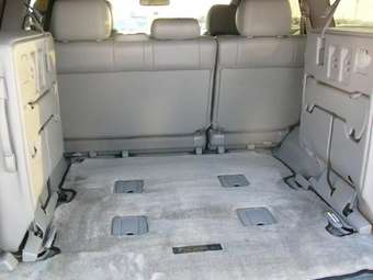 2003 Lexus LX470 Photos