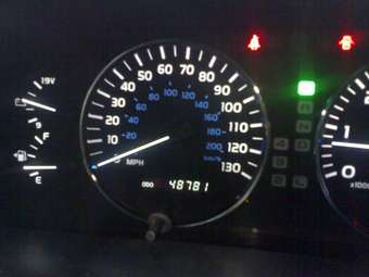 2003 Lexus LX470 Photos