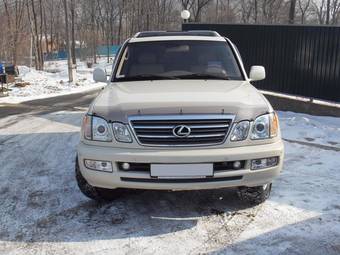 2003 Lexus LX470 Images