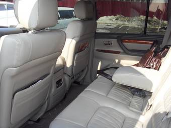 2003 Lexus LX470 Pictures
