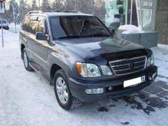 2003 Lexus LX470 Pictures