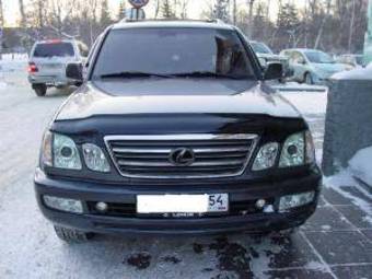 2003 Lexus LX470 Photos
