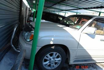 2003 Lexus LX470 Images