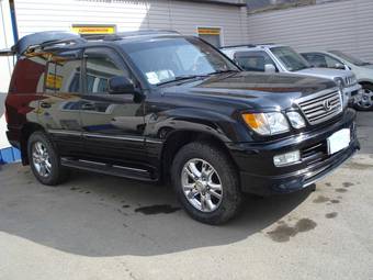2003 Lexus LX470 Photos