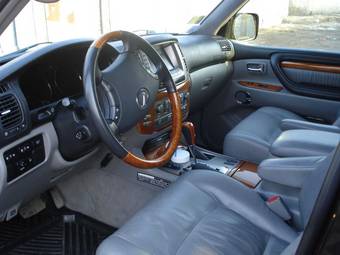 2003 Lexus LX470 Pictures