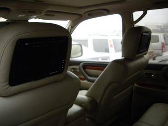 2003 Lexus LX470 Photos