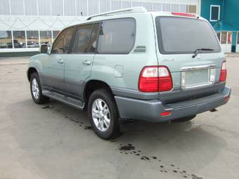 2003 Lexus LX470 Photos