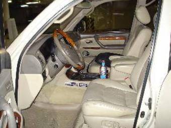 2003 Lexus LX470 Photos