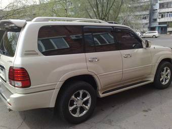 2003 Lexus LX470 Photos