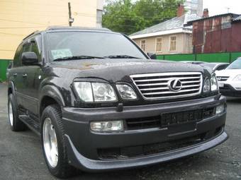 2003 Lexus LX470 Photos