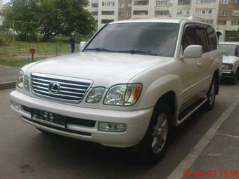 2003 Lexus LX470 Pictures