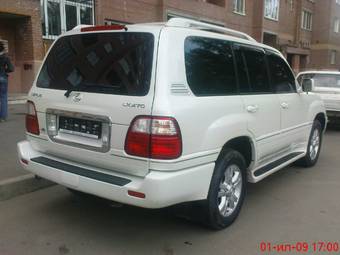 2003 Lexus LX470 Photos