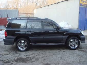 2003 Lexus LX470 Photos