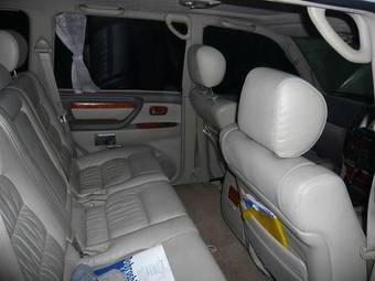 2003 Lexus LX470 Pics