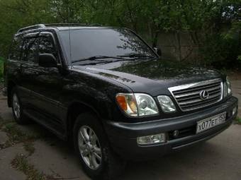 2003 Lexus LX470 Pictures