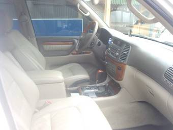 2003 Lexus LX470 Pics