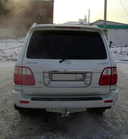 2004 Lexus LX470