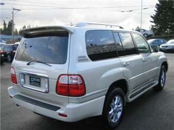 2004 Lexus LX470