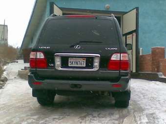 2004 Lexus LX470 Photos